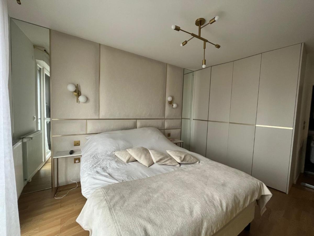 Appartement Luxueux Climatise Avec Terrasse, 6 Couchages - 17Eme Arrondissement De Paris Clichy Exterior photo