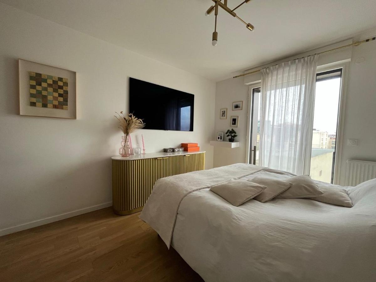 Appartement Luxueux Climatise Avec Terrasse, 6 Couchages - 17Eme Arrondissement De Paris Clichy Exterior photo